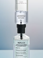 Maison Margiela Replica Lazy Sunday Morning Eau de Toilette 30ml + Refill Bottle 100ml Gift Set - Image 5 of 5