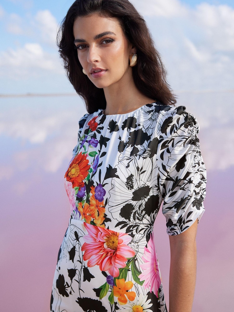 Mary Katranzou x Lipsy Red Floral Ruched Sleeve Split Midi Dress - Image 2 of 4