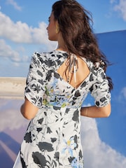 Mary Katranzou x Lipsy Blue Floral Ruched Sleeve Split Midi Dress - Image 3 of 4