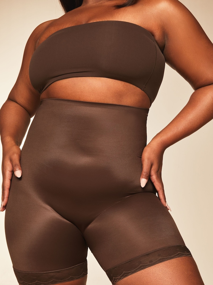 pantaloni scurți cu efect modelator pe Lipsy coapsă medie Lenjerie modelatoare - Image 4 of 4