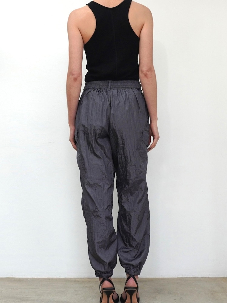 Grau - Religion Leichte Cargohose im Utility-Stil mit Bündchen, Grün - Bild 2 von 5