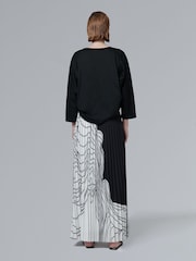 leem Black Foil Printed Batwing Sleeve Blouse - Image 3 of 6