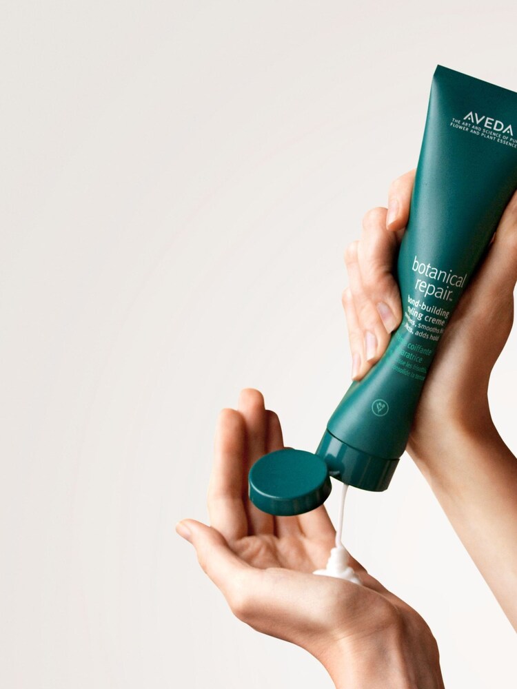 Aveda botanical repair bond-building styling creme 150ml - Image 2 of 5