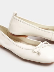 Bela - Usnjene balerinke Long Tall Sally - Slika 4 iz 4
