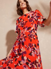 Love & Roses Red Texture Printed Tulip Sleeve Belted Pleated Midi Summer Dress - Image 4 of 4