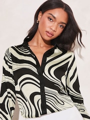 Lipsy Cream Swirl Printed Satin Button Through Shirt - Image 4 of 4