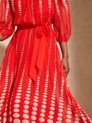 Love & Roses Red Spot 3/4 Sleeve Printed Pleated Belted Midi Dress - Image 4 of 4