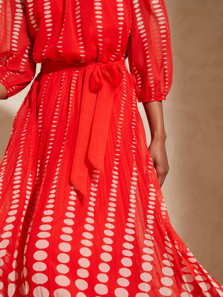 Love & Roses Red Spot 3/4 Sleeve Printed Pleated Belted Midi Dress - Image 4 of 4 Love & Roses Red Spot 3/4 Sleeve Printed Pleated Belted Midi Dress - Image 4 of 4