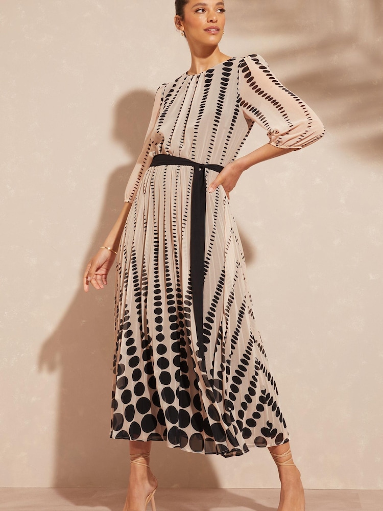 Love & Roses Black Spot 3/4 Sleeve Printed Pleated Belted Midi Dress - Image 1 of 4