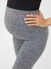 Mamalicious Light Grey Maternity Activewear Gym Over The Bump Stretch Leggings - Image 3 of 5