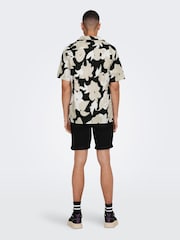 Only & Sons Black Linen Blend Short Sleeve Printed Shirt - Image 2 of 5