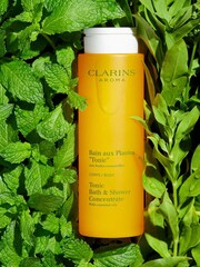 Clarins Tonic Bath and Shower Concentrate 200ml - Image 5 of 5