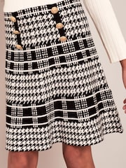 Lipsy White Check 2in1 Long Sleeve Knitted Dress - Image 4 of 4