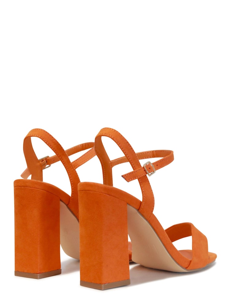 Orange/Velourslederimitat - Linzi Beverley Sandalen mit Blockabsatz und eckiger Vorderpartie - Bild 4 von 4 Orange/Velourslederimitat - Linzi Beverley Sandalen mit Blockabsatz und eckiger Vorderpartie - Bild 4 von 4