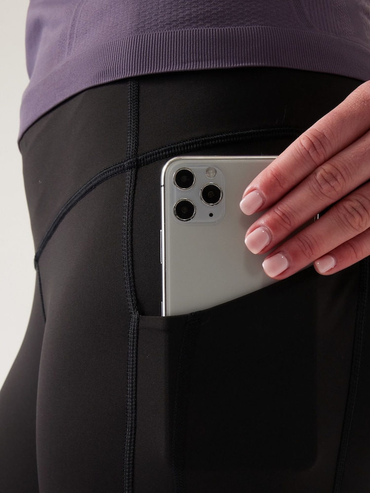 Athleta Black 3/4 Length Saluation High Waisted Pocket Leggings - Image 6 of 6