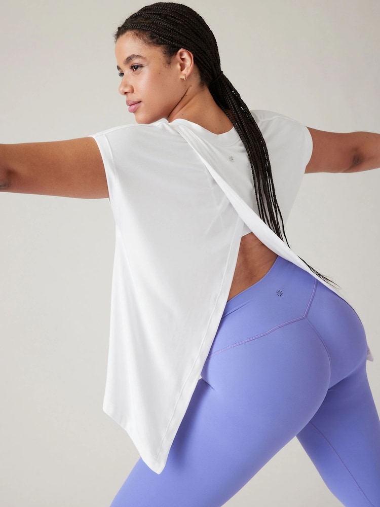Athleta White Explore T-Shirt - Image 5 of 5 Athleta White Explore T-Shirt - Image 5 of 5