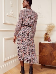 Love & Roses Camel Printed V Neck Belted Long Sleeve Midi Dress - Image 3 of 4