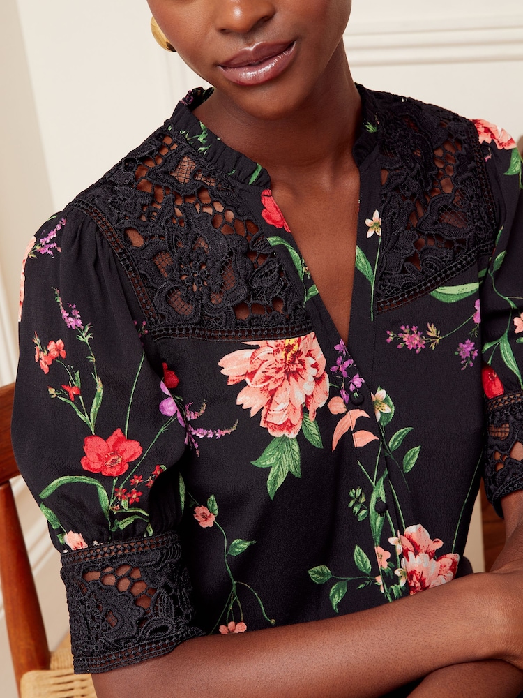 Love & Roses Black Floral Printed Lace Yoke V Neck Short Sleeve Blouse - Image 2 of 4