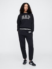 Gap Black Logo Crew Neck Sweatshirt - Image 7 of 10