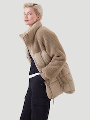 Kaldtvaer Cream Bryne Teddy Borg Poly Short Puffer Jacket - Image 4 of 5