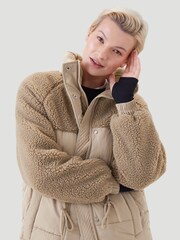 Kaldtvaer Cream Bryne Teddy Borg Poly Short Puffer Jacket - Image 5 of 5