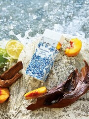 Dolce&Gabbana Light Blue Summer Vibes Eau de Toilette 50ml - Image 3 of 5