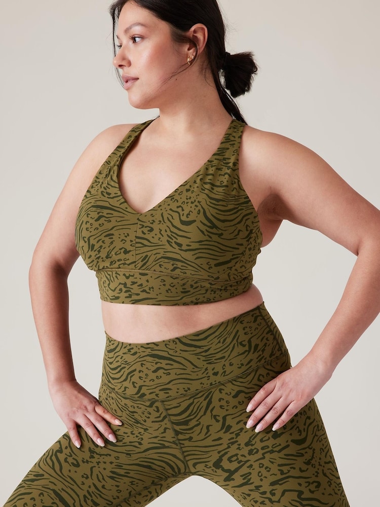 Athleta Green D-DD Cup Transcend Plunge Low Impact Sports Bra - Image 1 of 4 Athleta Green D-DD Cup Transcend Plunge Low Impact Sports Bra - Image 1 of 4
