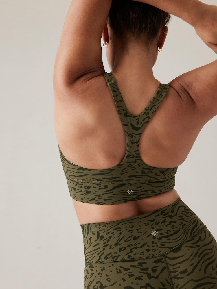 Athleta Green D-DD Cup Transcend Plunge Low Impact Sports Bra - Image 4 of 4 Athleta Green D-DD Cup Transcend Plunge Low Impact Sports Bra - Image 4 of 4