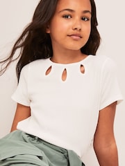 Белый - Lipsy Eyelet Short Sleeve Top (5-16yrs) - Изображение 1 из 4