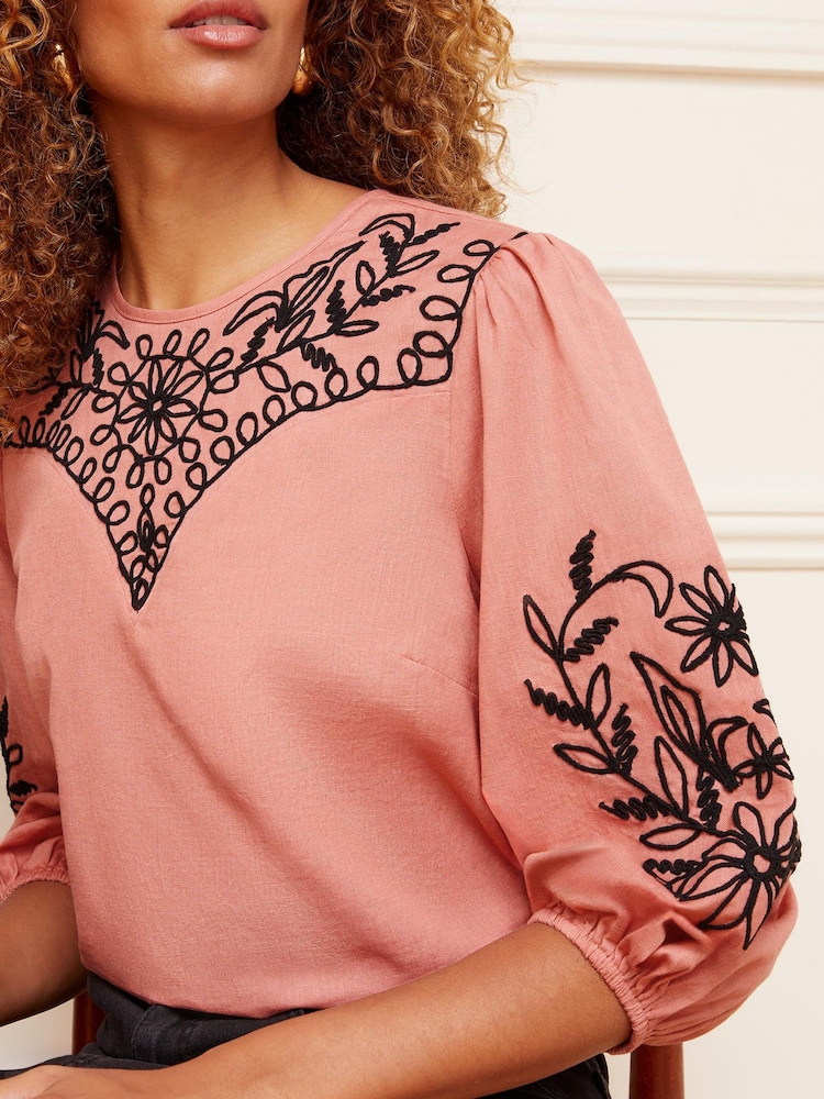 Love & Roses Pink Puff 3/4 Sleeve Applique Detail Blouse - Image 2 of 4 Love & Roses Pink Puff 3/4 Sleeve Applique Detail Blouse - Image 2 of 4
