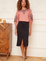Love & Roses Pink Puff 3/4 Sleeve Applique Detail Blouse - Image 4 of 4