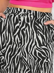 Yours Curve Black Limited Wide Leg Co-Ord Trousers - Image 4 of 4