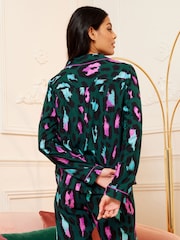 Love & Roses Green Leopard Super Soft Button Through Pyjamas - Image 3 of 4