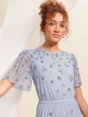Love & Roses Brautjungfern-Maxikleid mit verzierten Netzstoff-Stufen - Bild 2 von 4