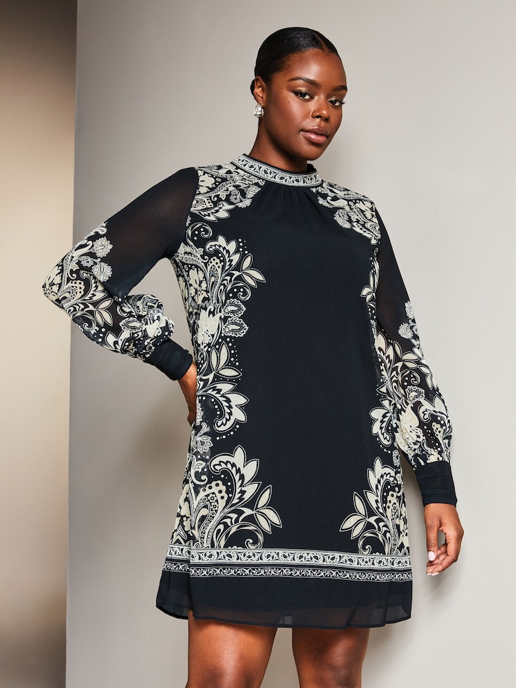 Lipsy Black/White Curve Placement Printed Long Sleeve Shift Mini Dress - Image 1 of 4 Lipsy Black/White Curve Placement Printed Long Sleeve Shift Mini Dress - Image 1 of 4