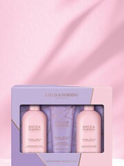 Baylis & Harding Jojoba, Vanilla and Almond Oil Luxury Bathing Essentials Gift Set - Image 3 of 4