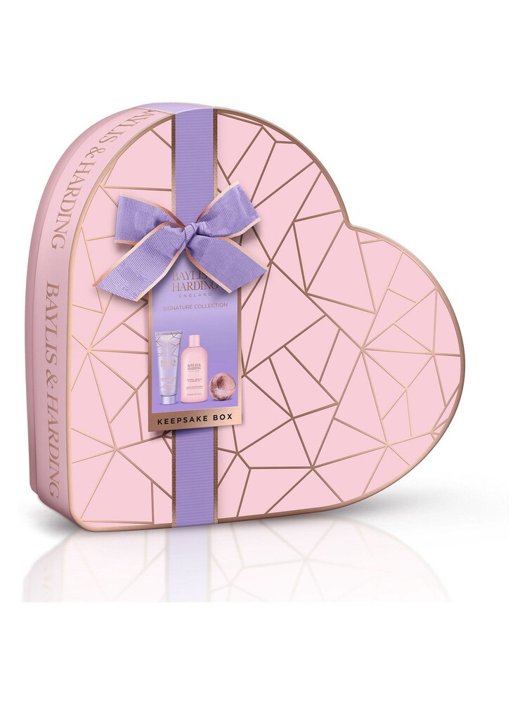Baylis & Harding Jojoba, Vanilla and Almond Oil Luxury Heart Keepsake Gift Box Gift Set - Image 1 of 4 Baylis & Harding Jojoba, Vanilla and Almond Oil Luxury Heart Keepsake Gift Box Gift Set - Image 1 of 4