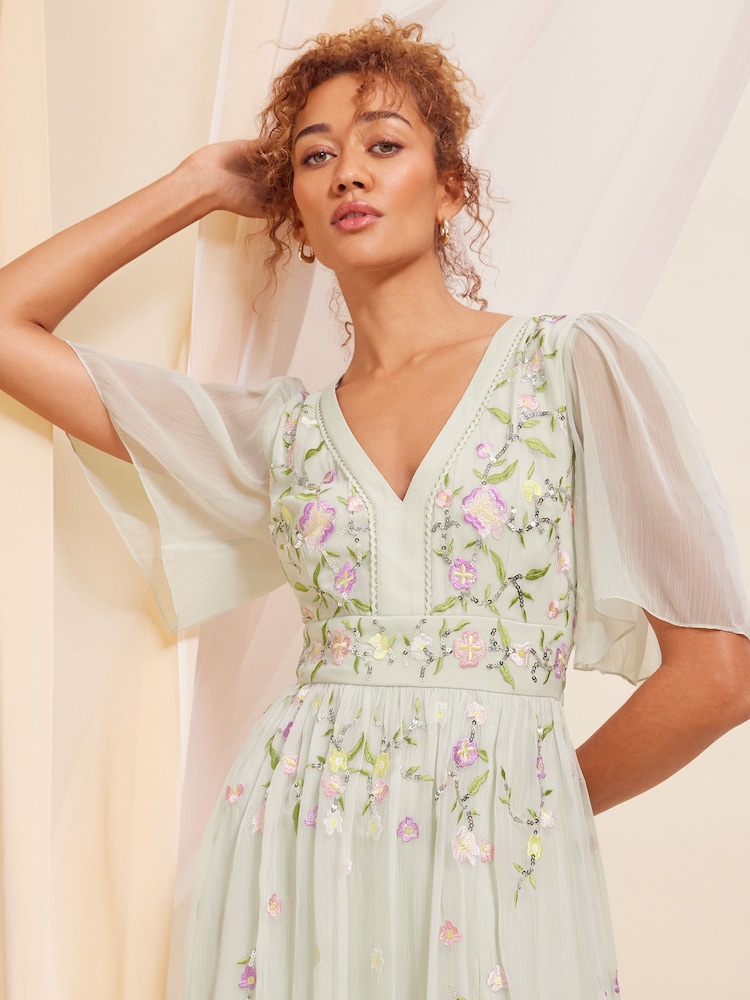 Love & Roses Green Embellished Chiffon Flutter Sleeve Maxi Dress - Image 2 of 4