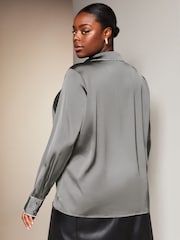 Lipsy Charcoal Grey Curve Collared Button Through Shirt - Image 2 of 4