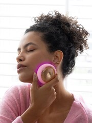 FOREO UFO 3 Pearl Pink Deep Hydration Device - Image 6 of 6
