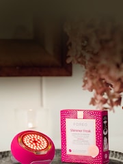 FOREO UFO 3 LED Light Therapy - Image 5 of 7