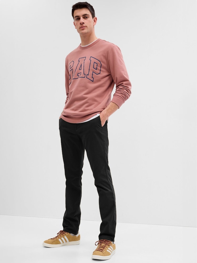 Negro - Corte ajustado - Pantalones chinos básicos y elásticos de Gap - Imagen 1 de 3 Negro - Corte ajustado - Pantalones chinos básicos y elásticos de Gap - Imagen 1 de 3