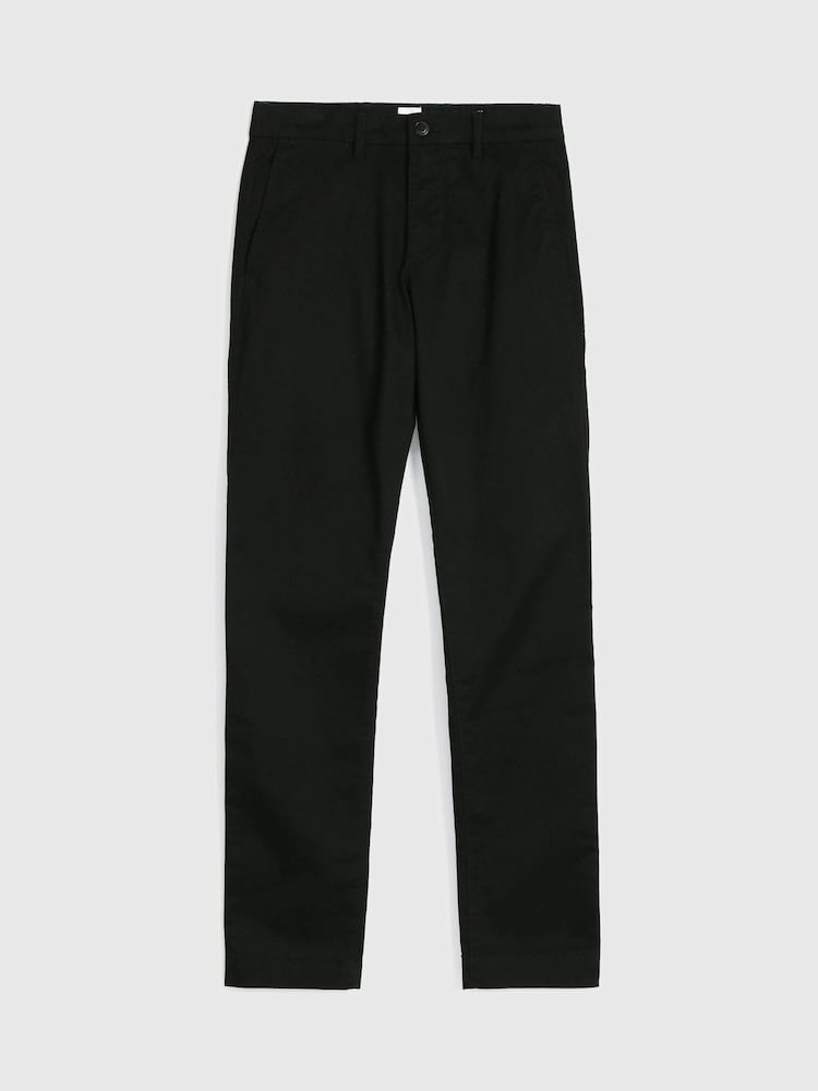 Negro - Corte ajustado - Pantalones chinos básicos y elásticos de Gap - Imagen 2 de 3 Negro - Corte ajustado - Pantalones chinos básicos y elásticos de Gap - Imagen 2 de 3