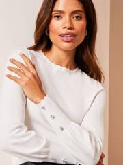 Lipsy Langärmeliger Strickpullover mit Muschelsaum - Bild 4 von 4