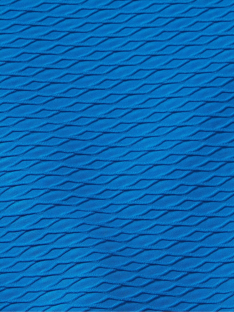 Victoria's Secret Shocking Blue Fishnet Push Up Swim Bikini Top - Image 4 of 4 Victoria's Secret Shocking Blue Fishnet Push Up Swim Bikini Top - Image 4 of 4