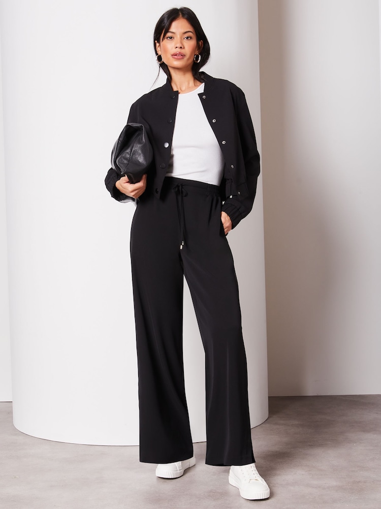 Noir - Pantalon de jogging Lipsy à ourlet fendu large - Image 3 of 4