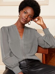 Love & Roses Grey Printed V Neck Long Sleeve Hardware Blouse - Image 2 of 4