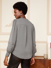 Love & Roses Grey Printed V Neck Long Sleeve Hardware Blouse - Image 3 of 4