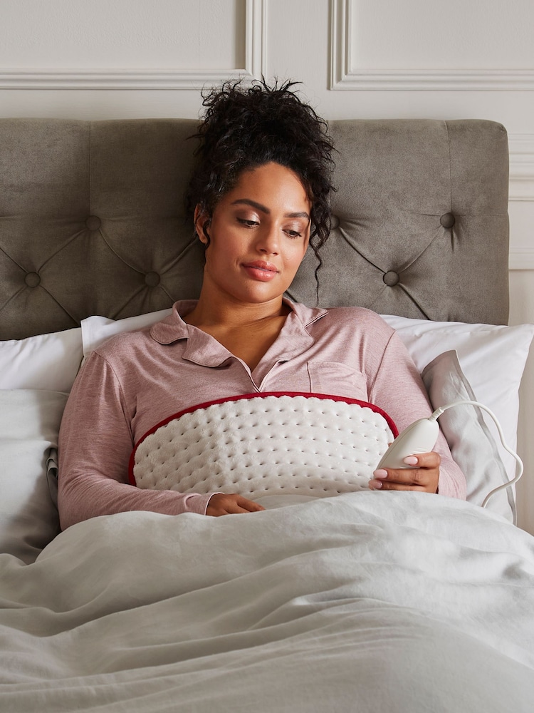 Beurer White Comfort Electric Heat Pad - Image 1 of 5