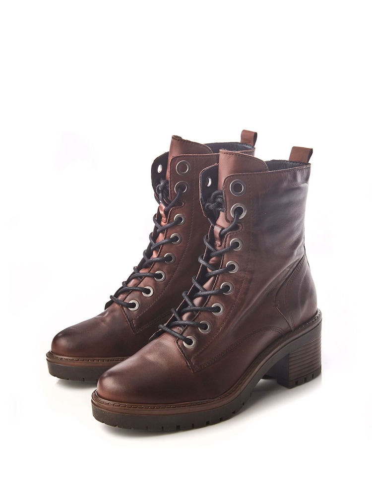 Moda In Pelle Bellzie Lace Up Leather Ankle Boots - Image 2 of 5
